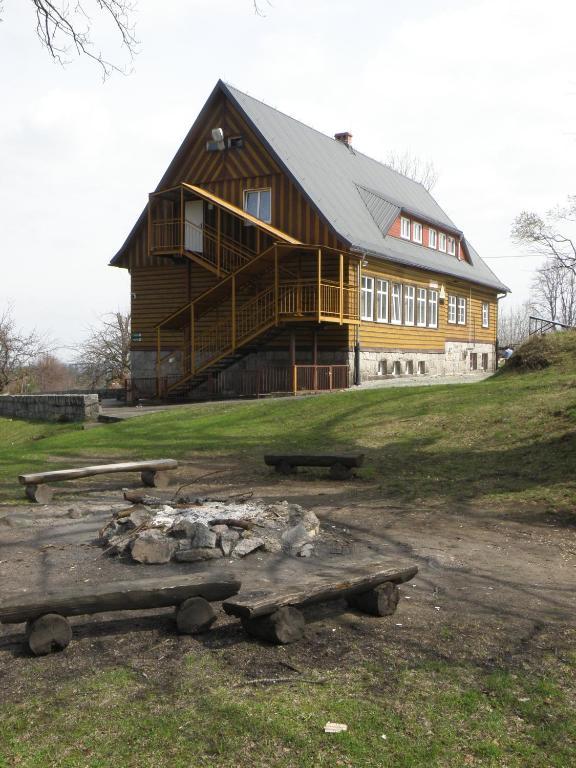 Albergue Szkolne Schronisko Mlodziezowe Zloty Widok Piechowice  Exterior foto