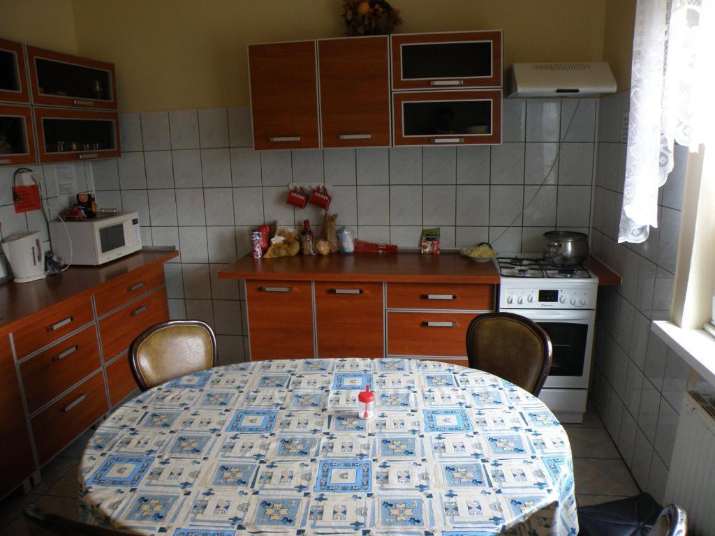 Albergue Szkolne Schronisko Mlodziezowe Zloty Widok Piechowice  Exterior foto